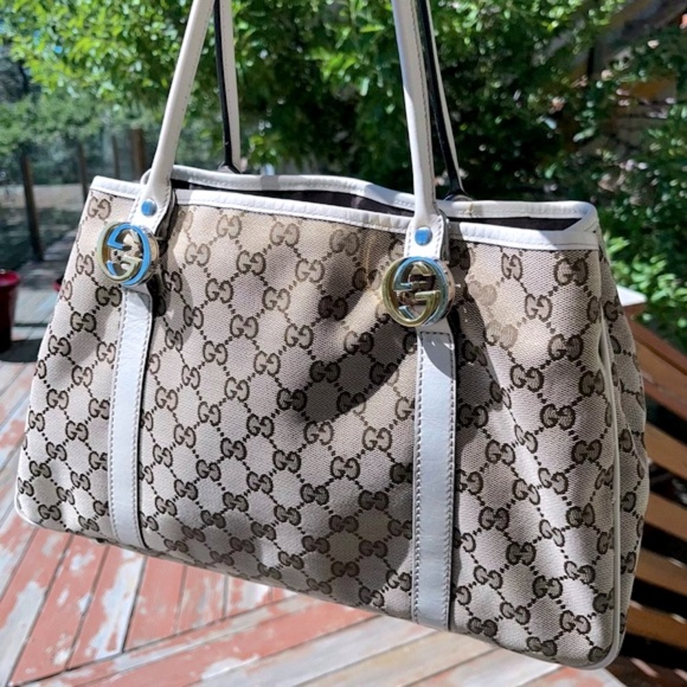 Gucci: Twins GG Monogram Canvas Gold/Silver Tote Bag - Picture 8 of 16
